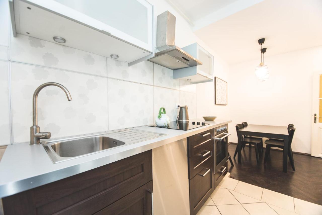 Zagreb Central Park Apartment With Free Parking Buitenkant foto